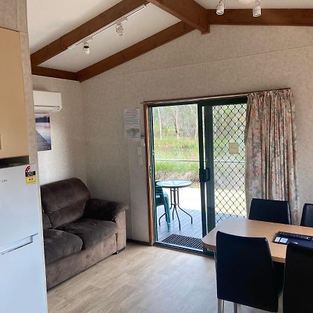 Victoria Lake Holiday Park 셰퍼턴 외부 사진