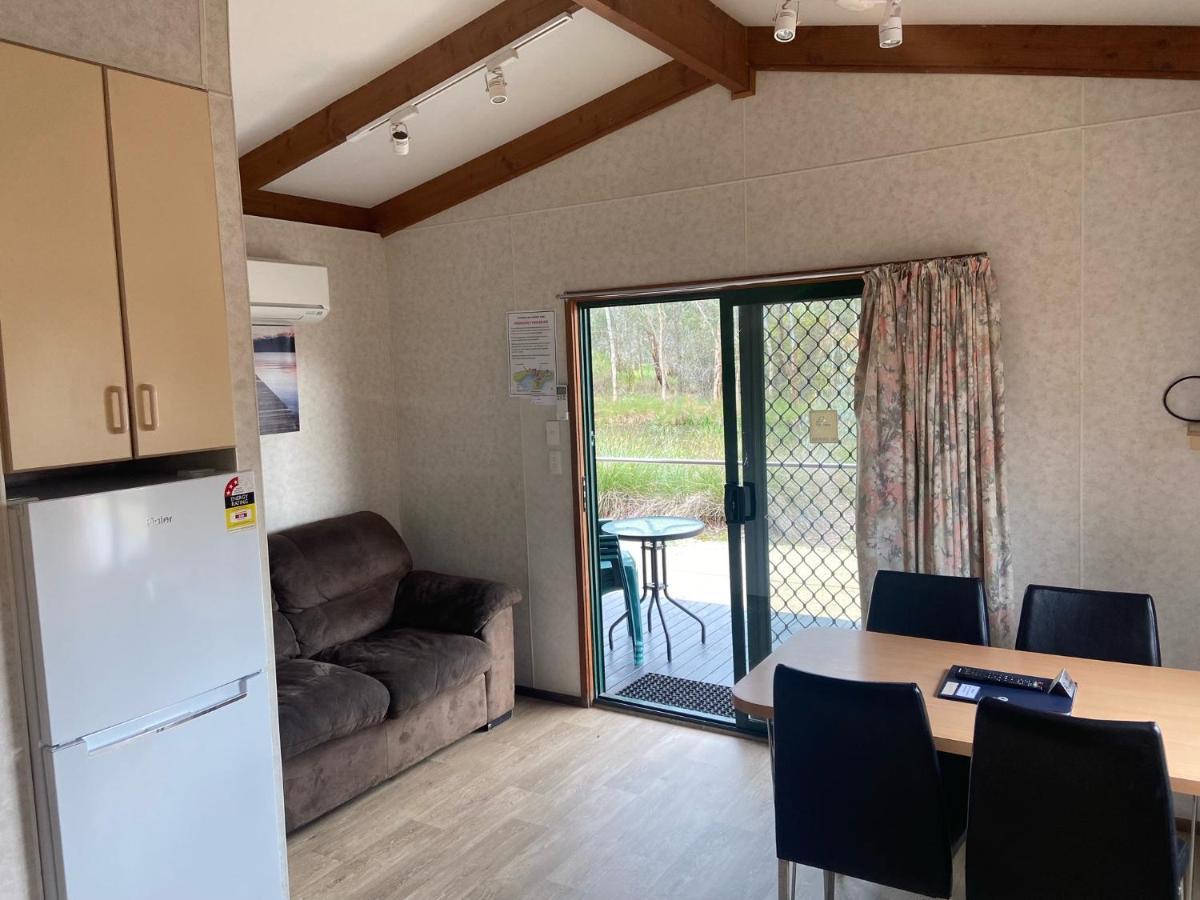 Victoria Lake Holiday Park 셰퍼턴 외부 사진